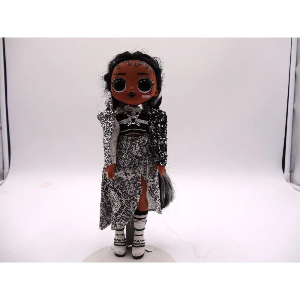 LOL Surprise! Doll Remix Pet Solo Skunk and Dance Dance Doll and Lil Witchary Ba